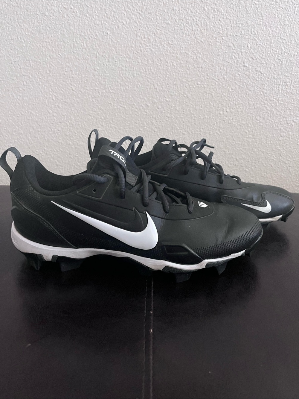 Nike Men's Force Trout 9 Baseball Cleats - Durable Traction